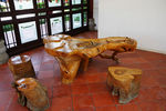 木桌雕刻