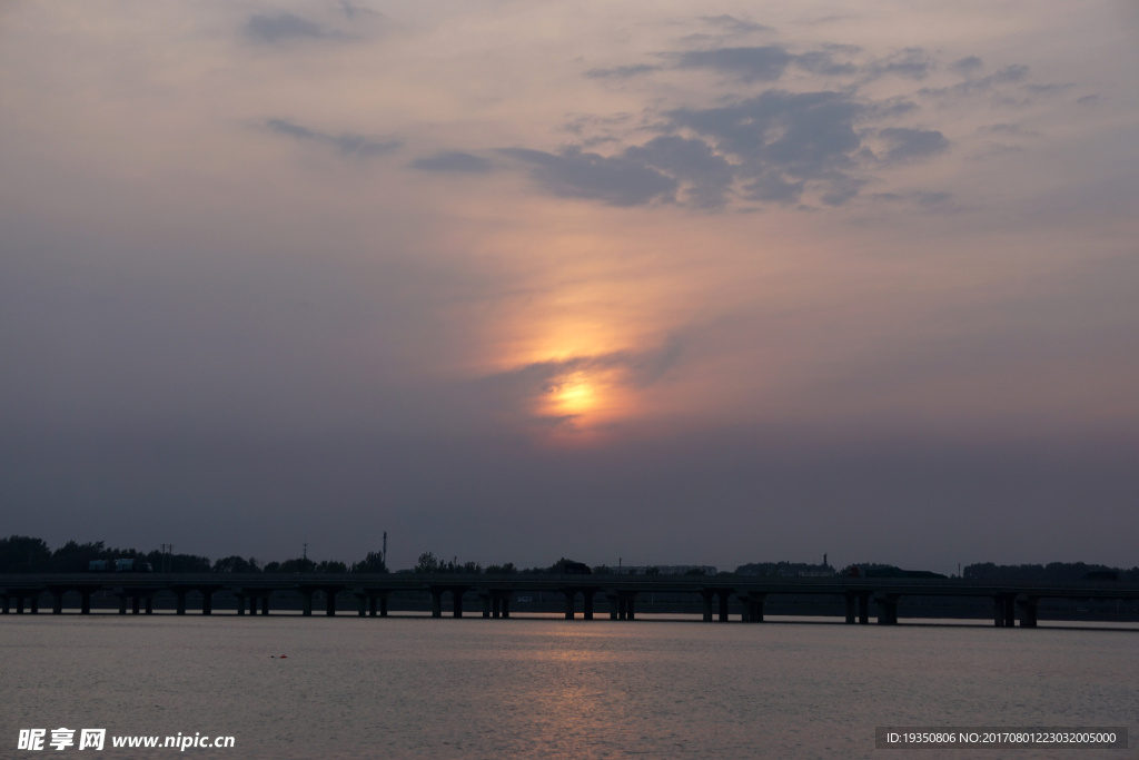 沈阳丁香湖 黄昏 夕阳