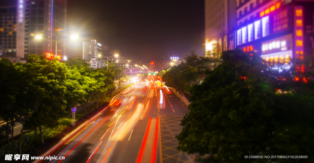 车水马龙夜景