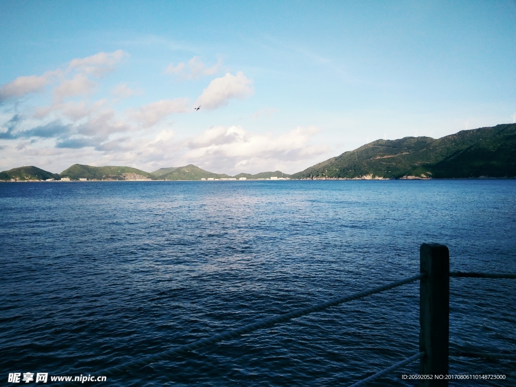 碧海蓝天