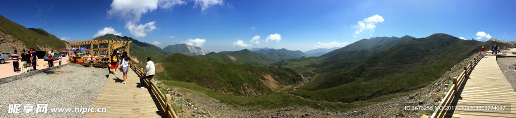 拉鸡山全景