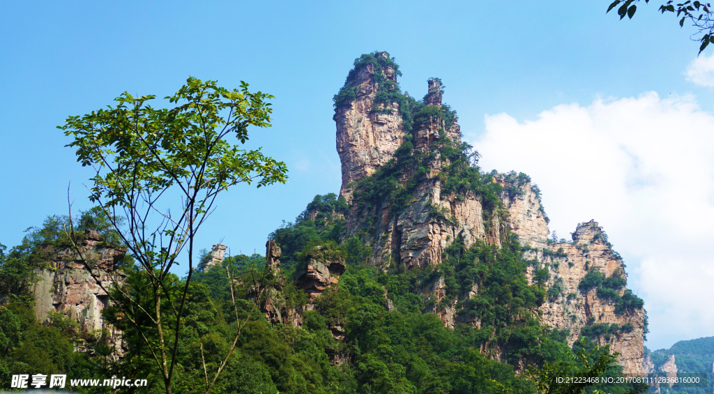 两面神峰