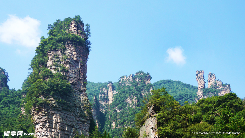 寿星迎宾峰