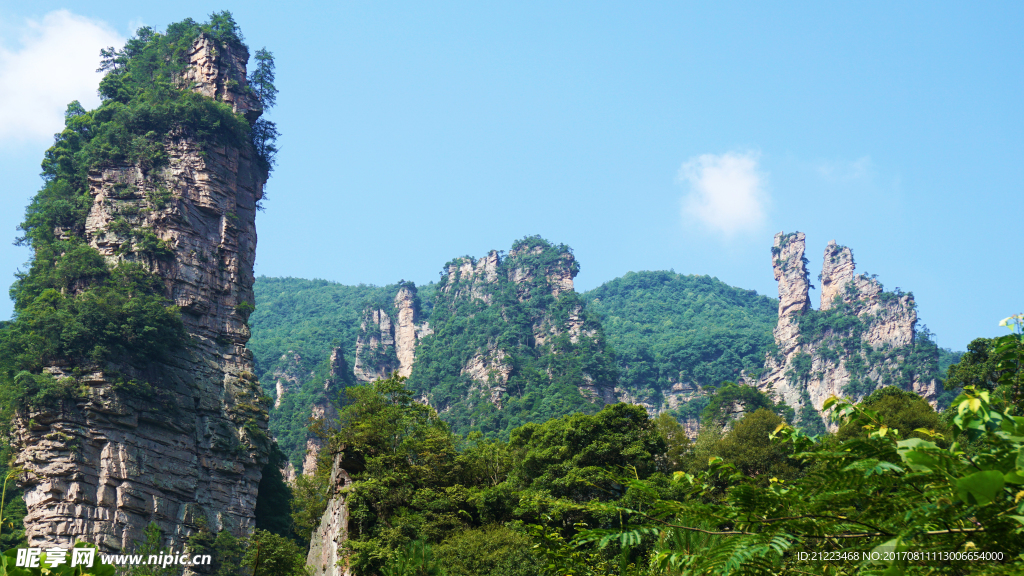 寿星迎宾峰