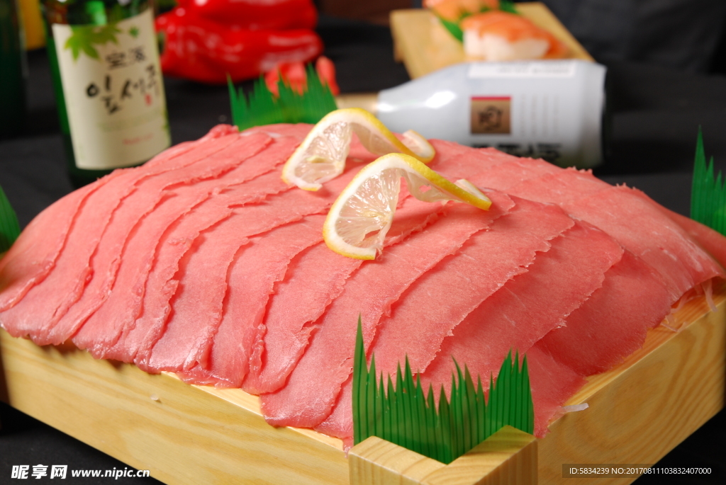 牛肉刺身