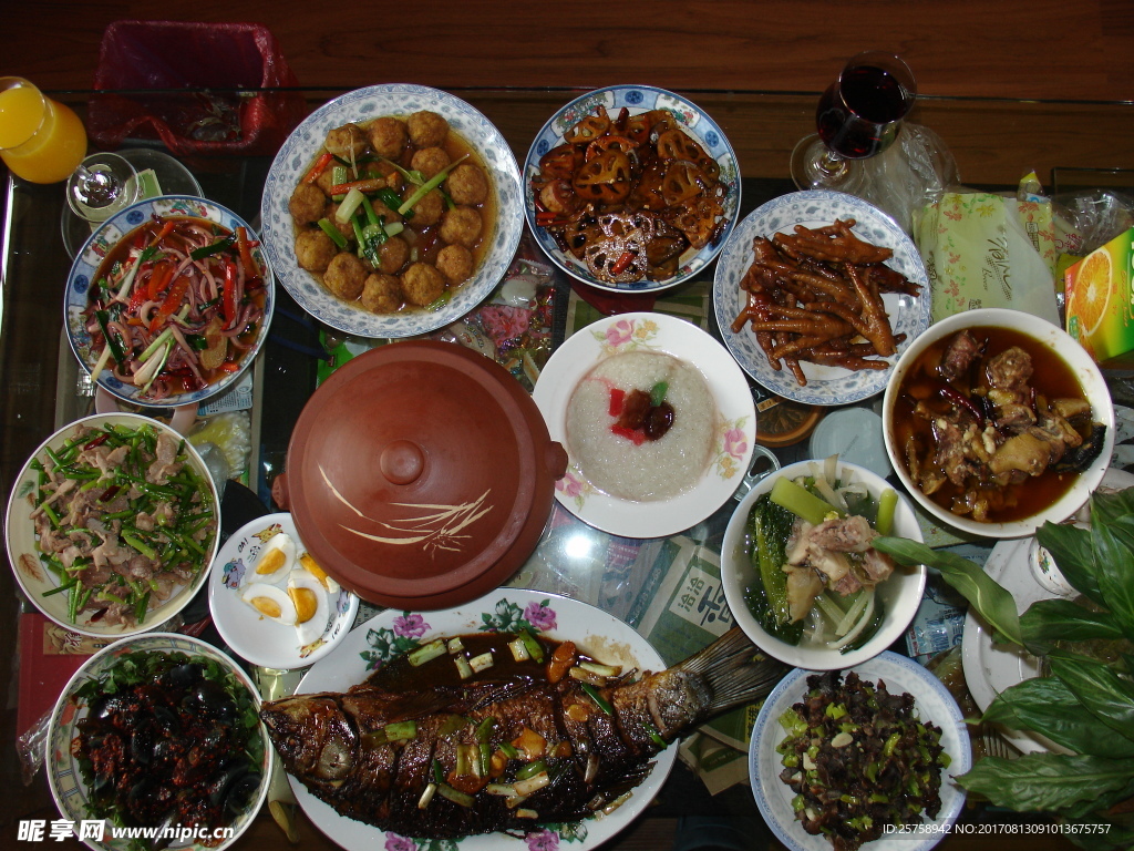 美食大餐