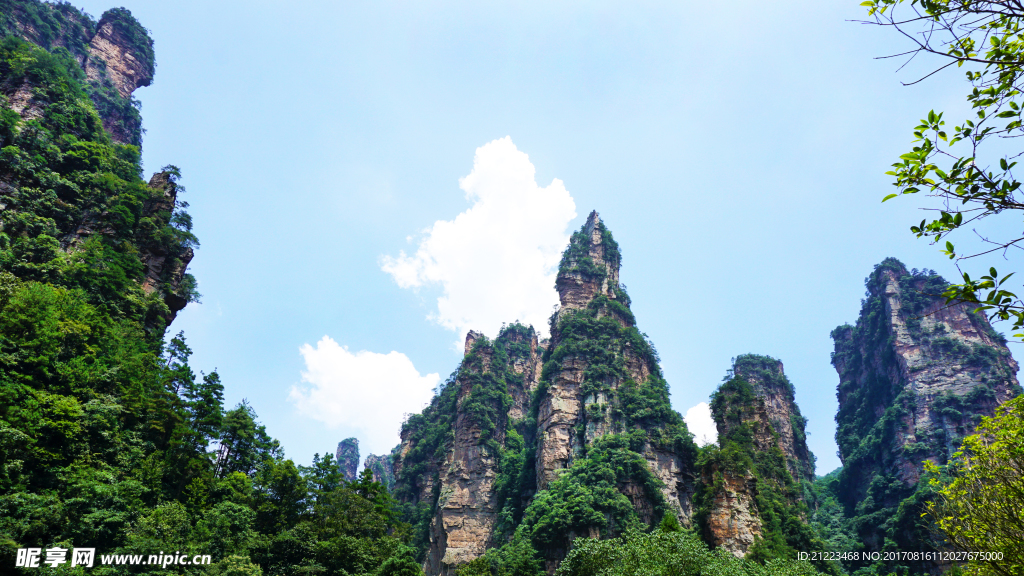 景区的群山