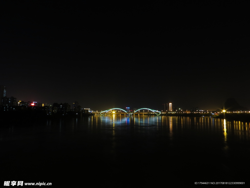 广雅大桥夜景