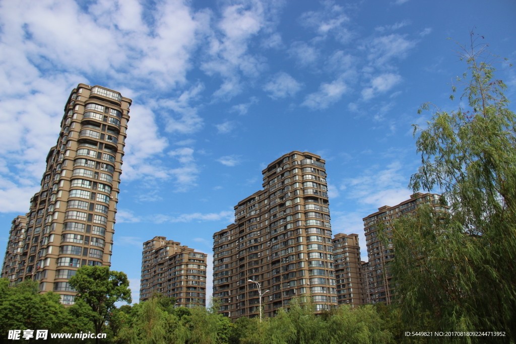 蓝天 房地产 大楼  住宅