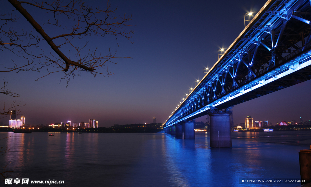 武汉长江大桥夜景