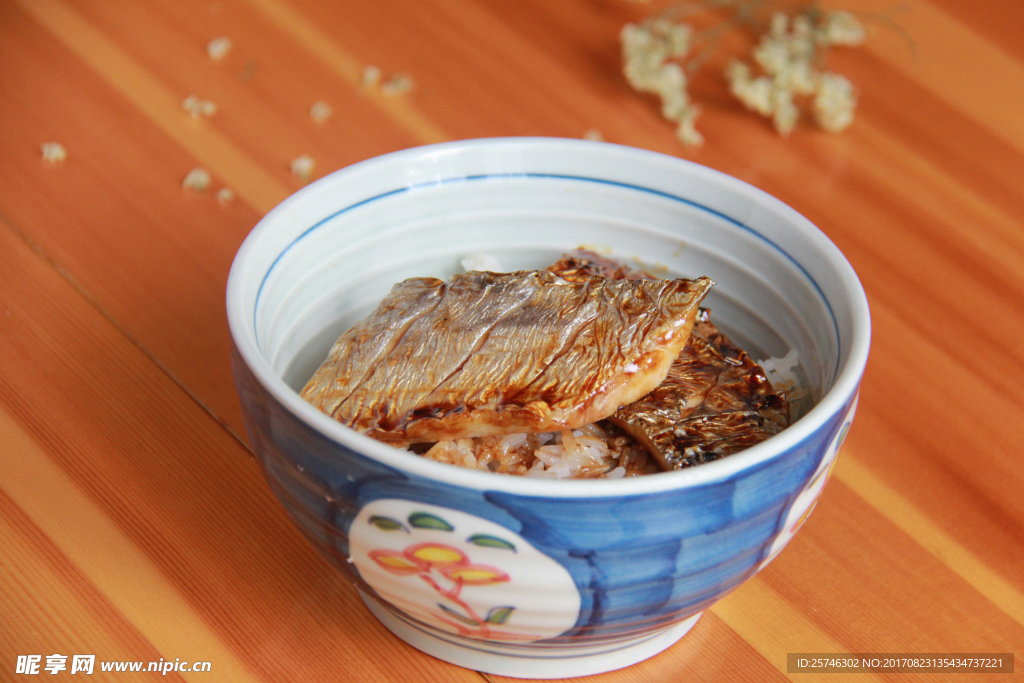 日式蒲烧白带鱼饭