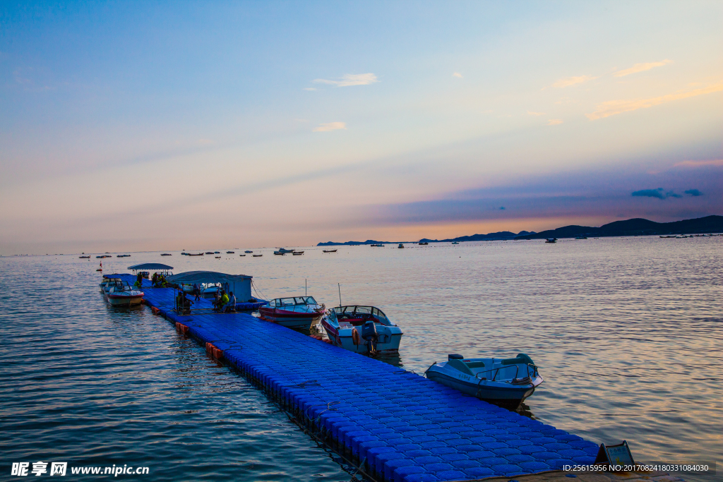 大连滨海东路海滩