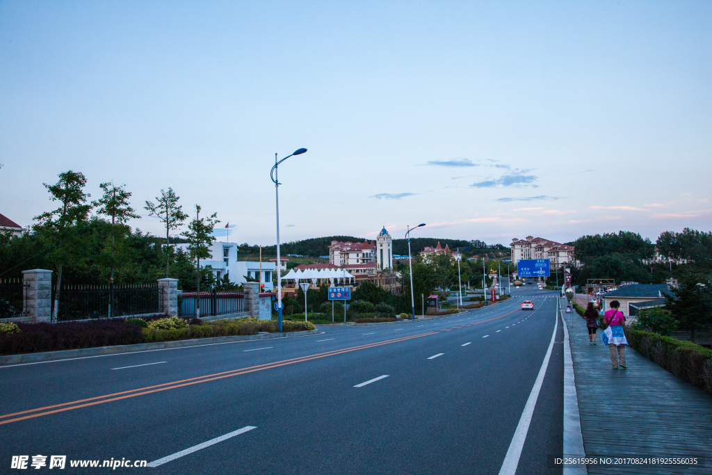 大连滨海东路海滩