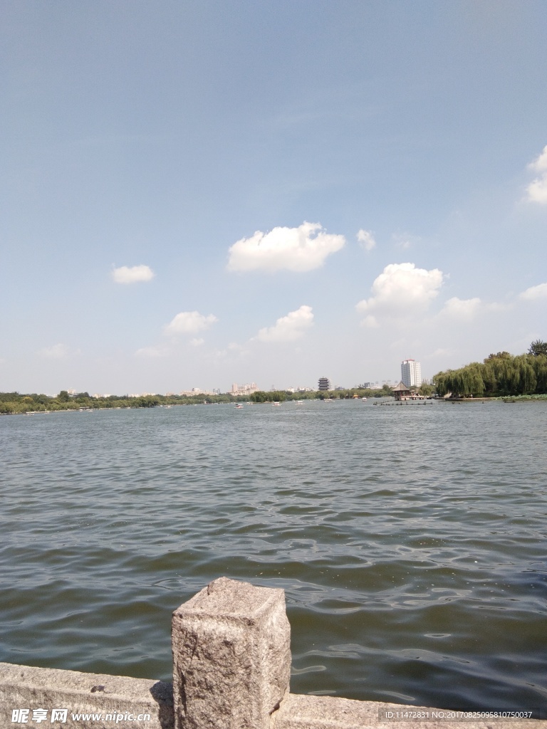 大明湖