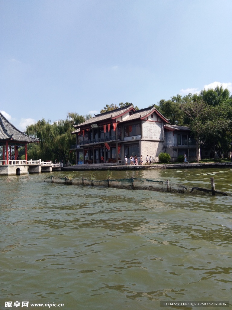 大明湖