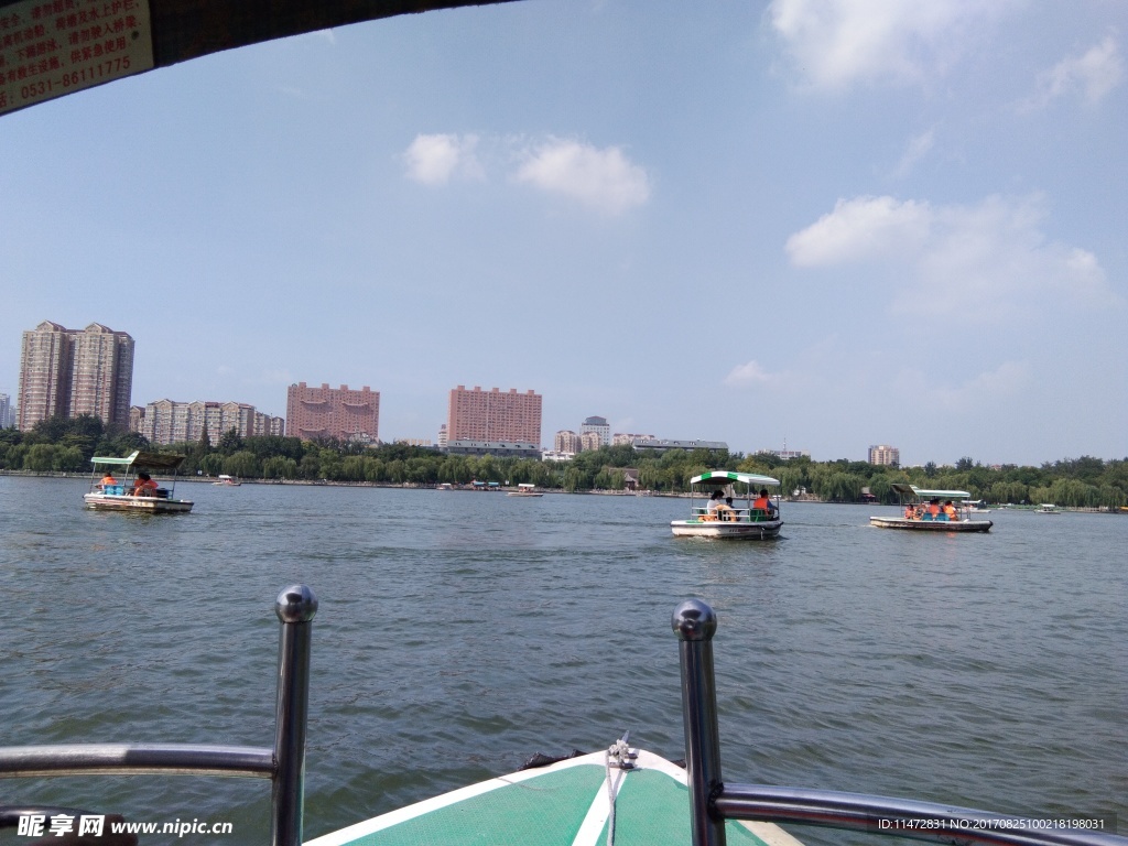 大明湖