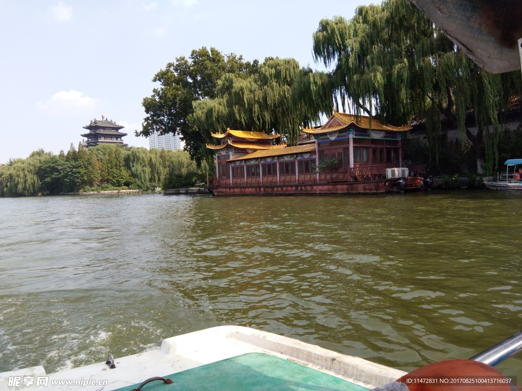 大明湖