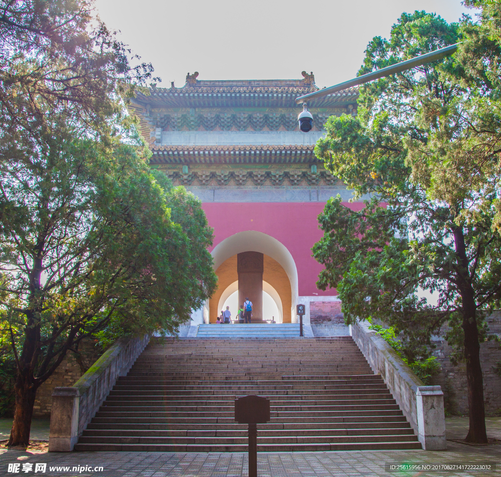 北京十三陵定陵