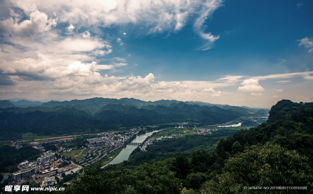 齐云山风光