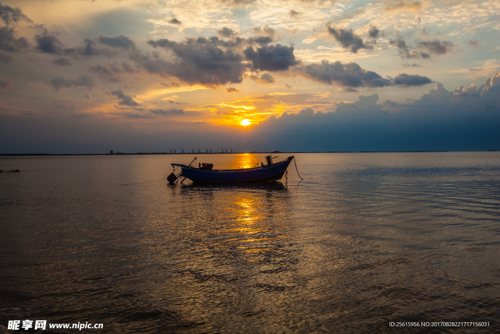 辽宁鲅鱼圈海滩