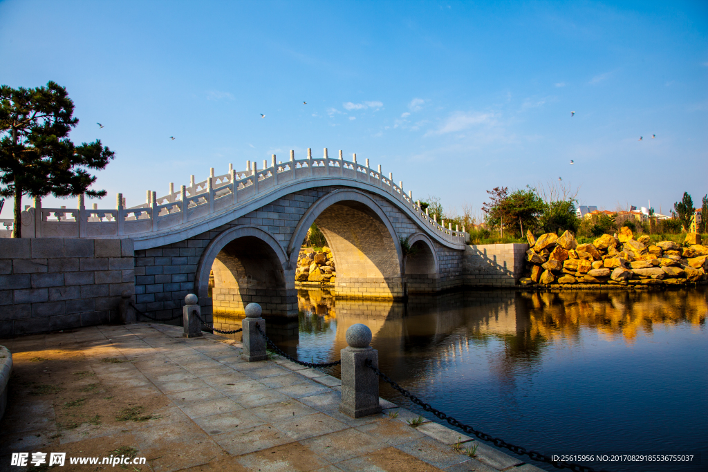 鲅鱼圈月亮湖公园