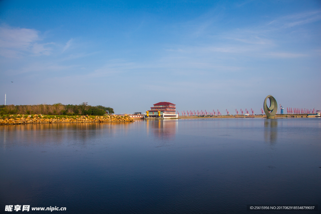 鲅鱼圈月亮湖公园