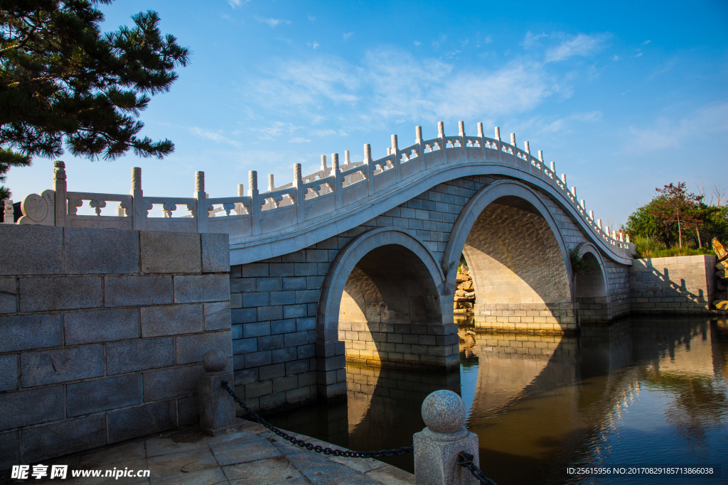 鲅鱼圈月亮湖公园