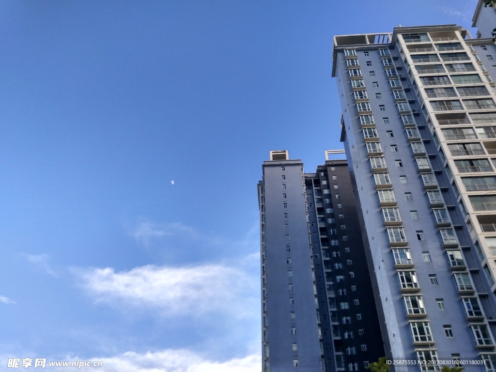 天空