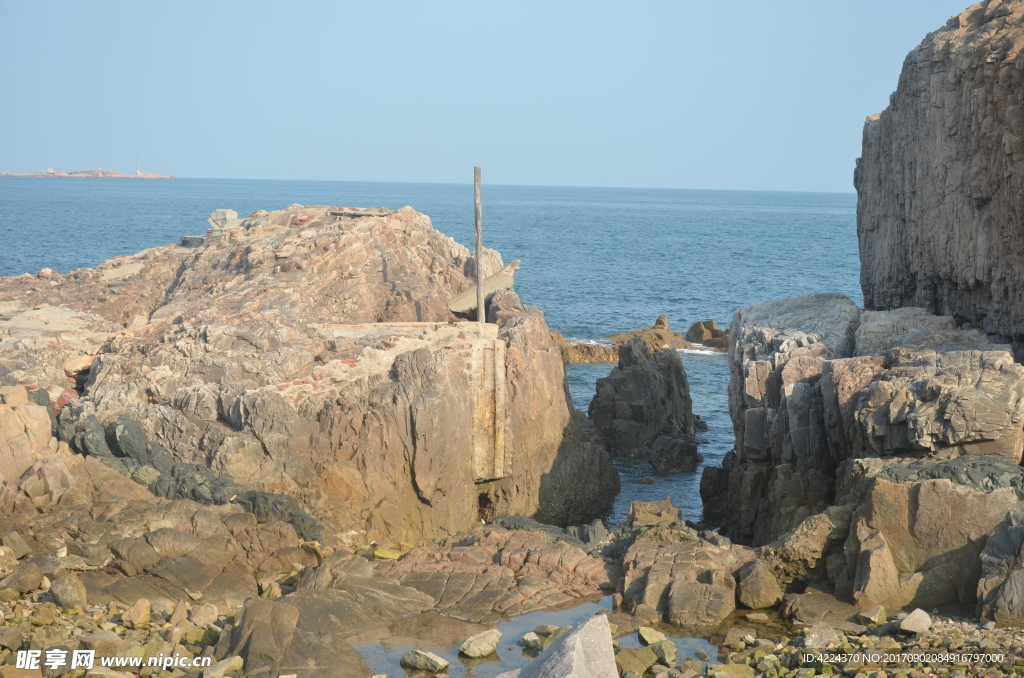 海边岩石