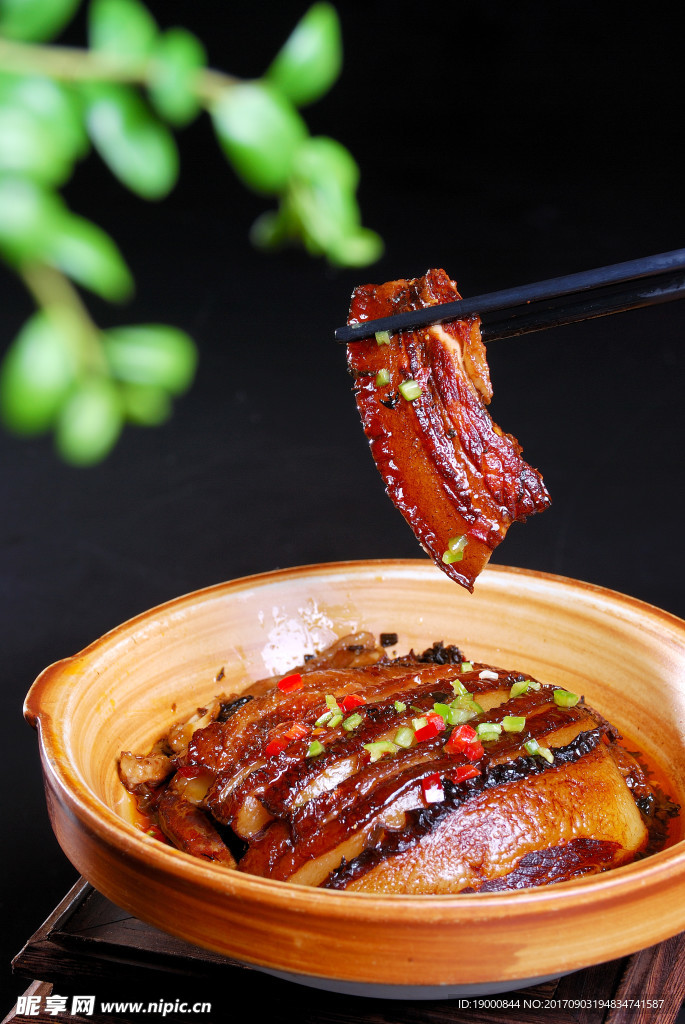 农家传统扣肉