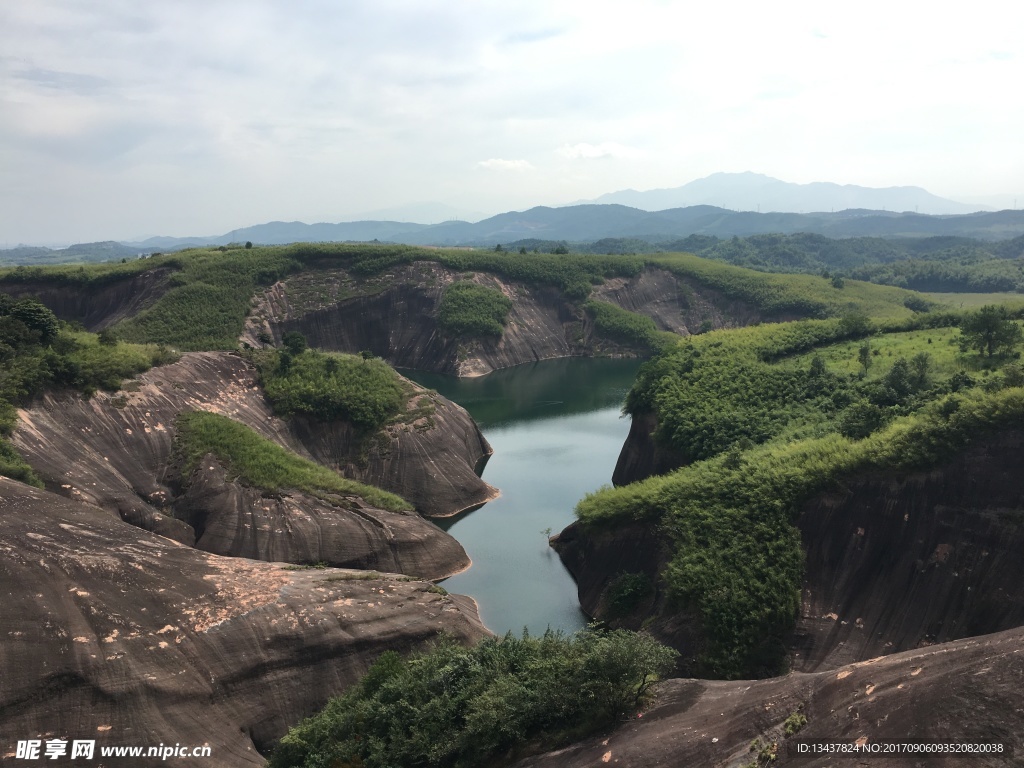 山水风景图