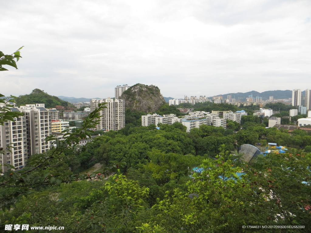 雀儿山风景