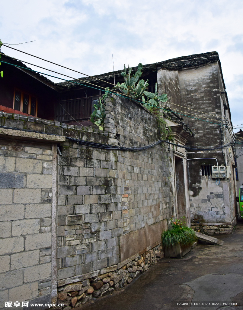 农村老房屋建筑图