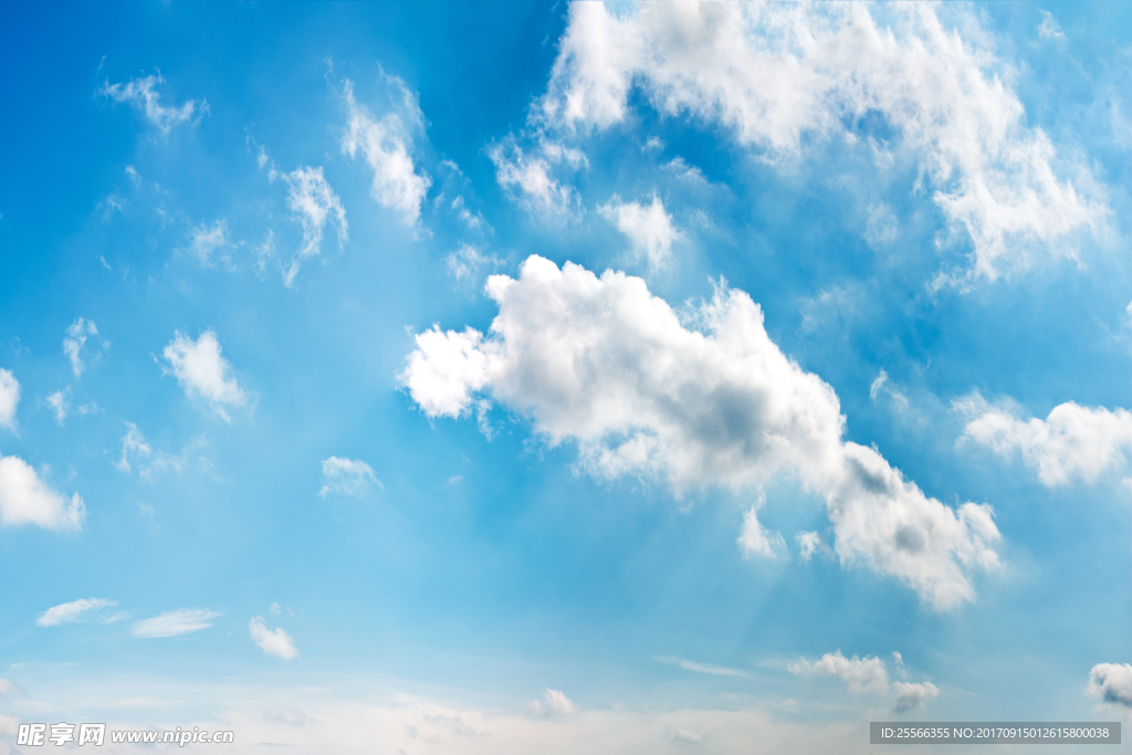 天空白云