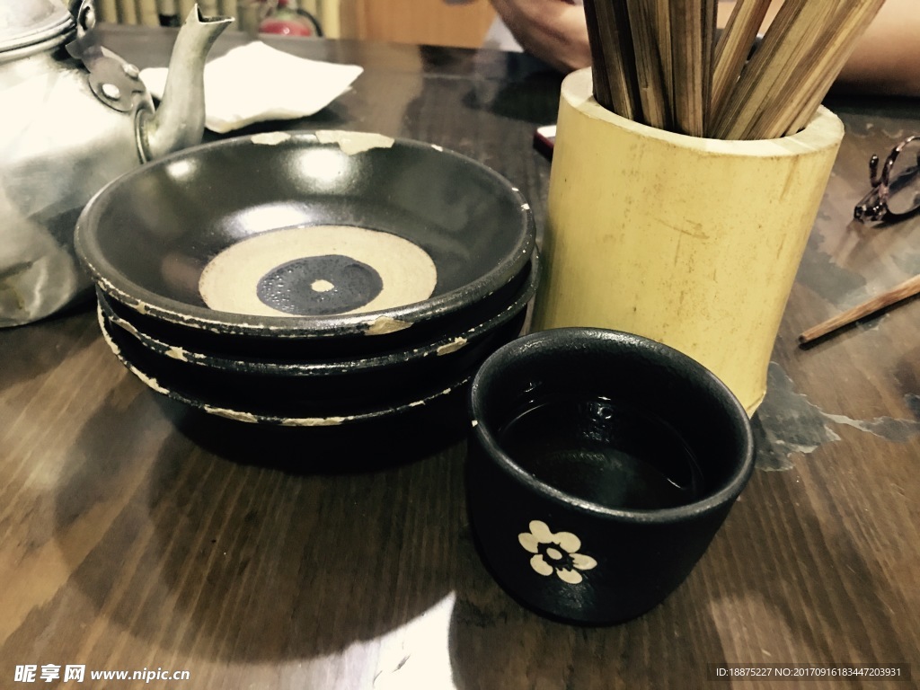 餐具