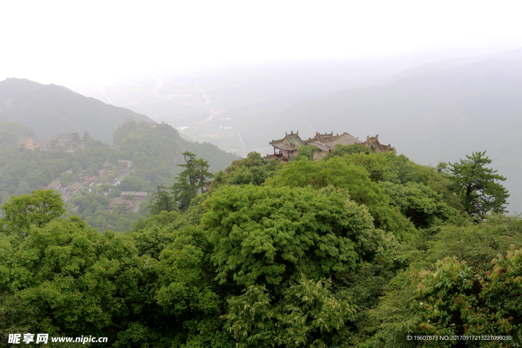 崆峒山