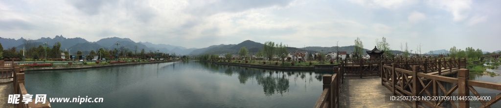 山水