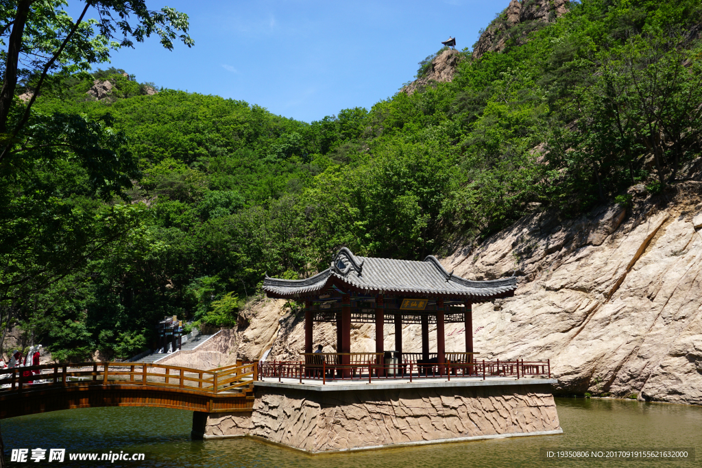 丹东凤凰山 风景 亭子