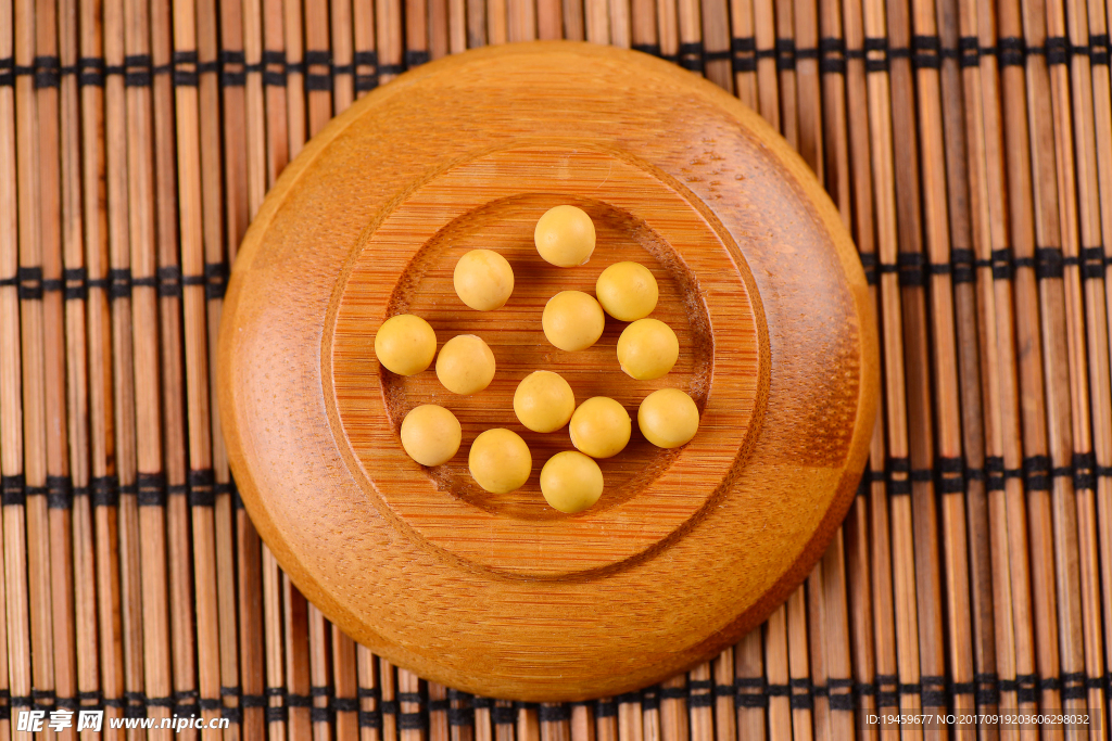 黄豆