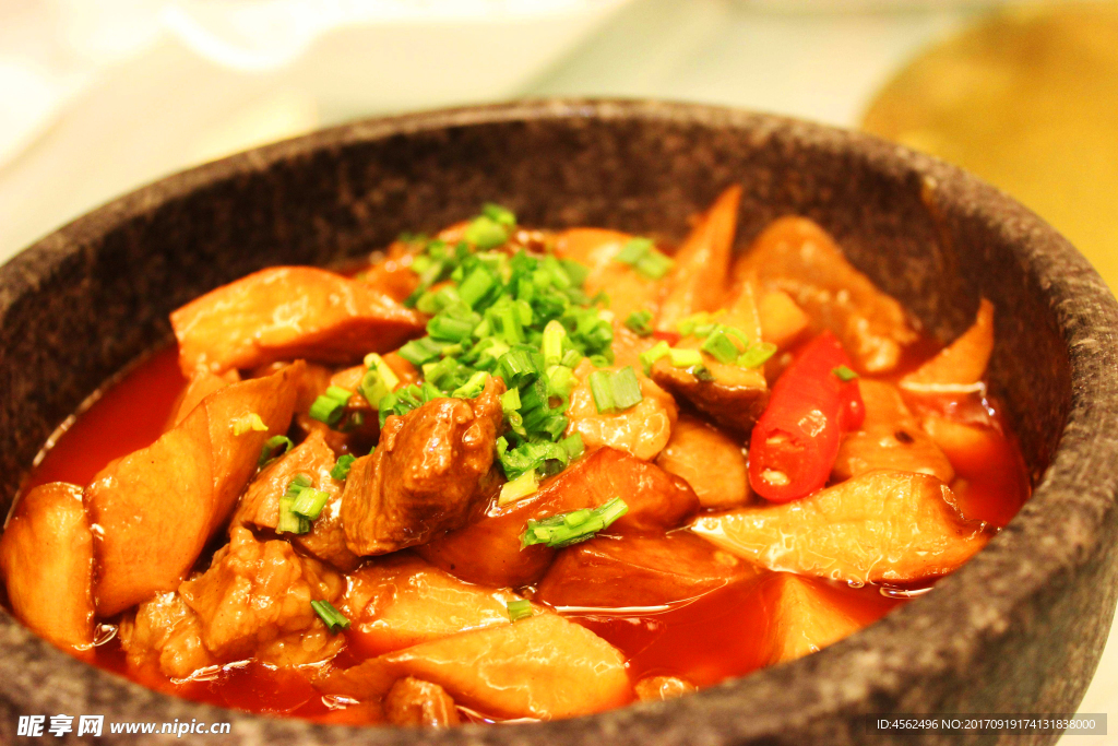 土豆炖牛腩
