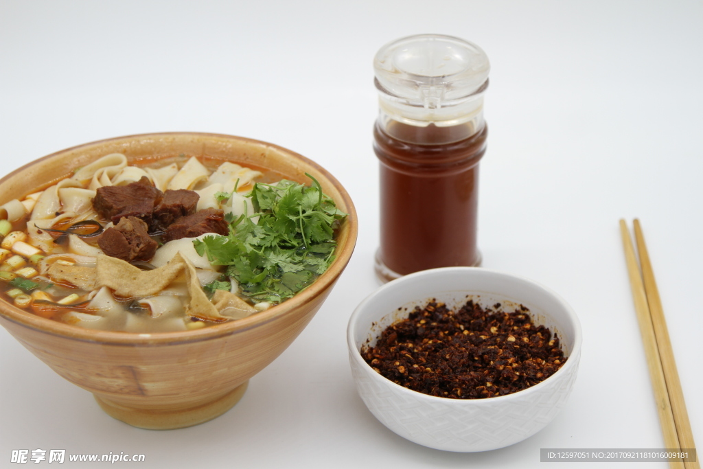 牛肉烩面