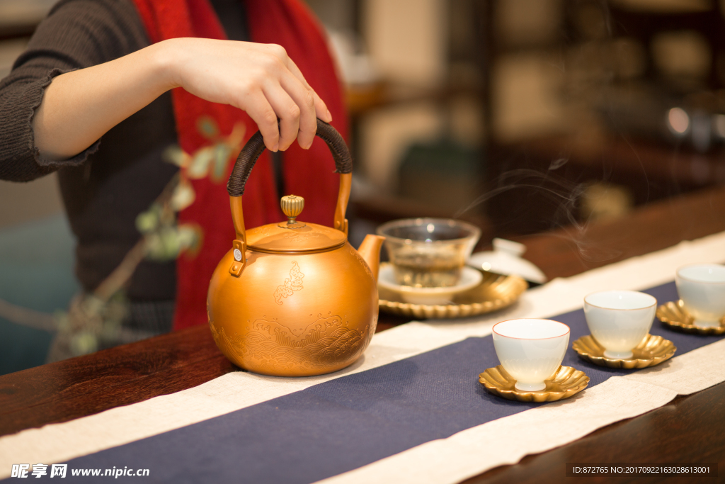 铜壶 茶碟系列 艺术摄影