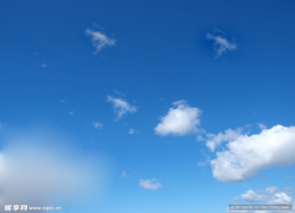 蓝色天空