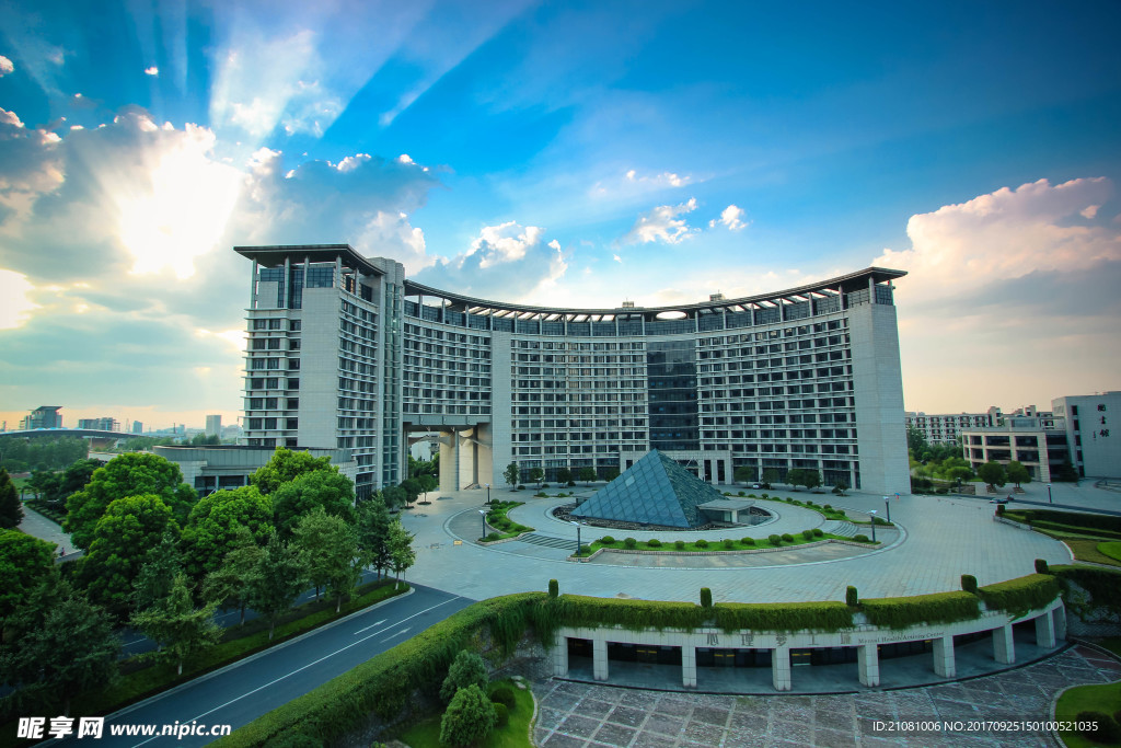 浙江工商大学