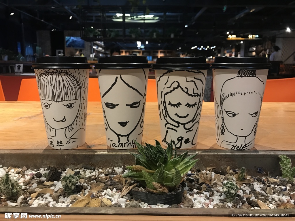 纸杯