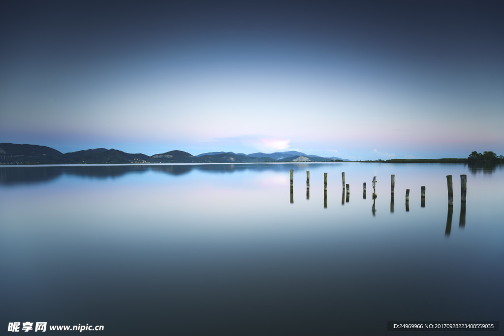 湖光山色