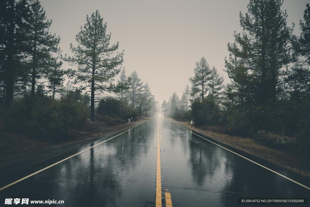 雨天的街道