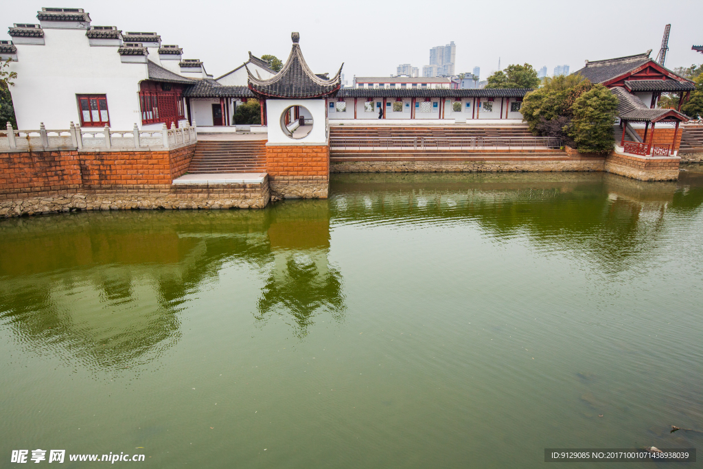 八大山人梅湖景区