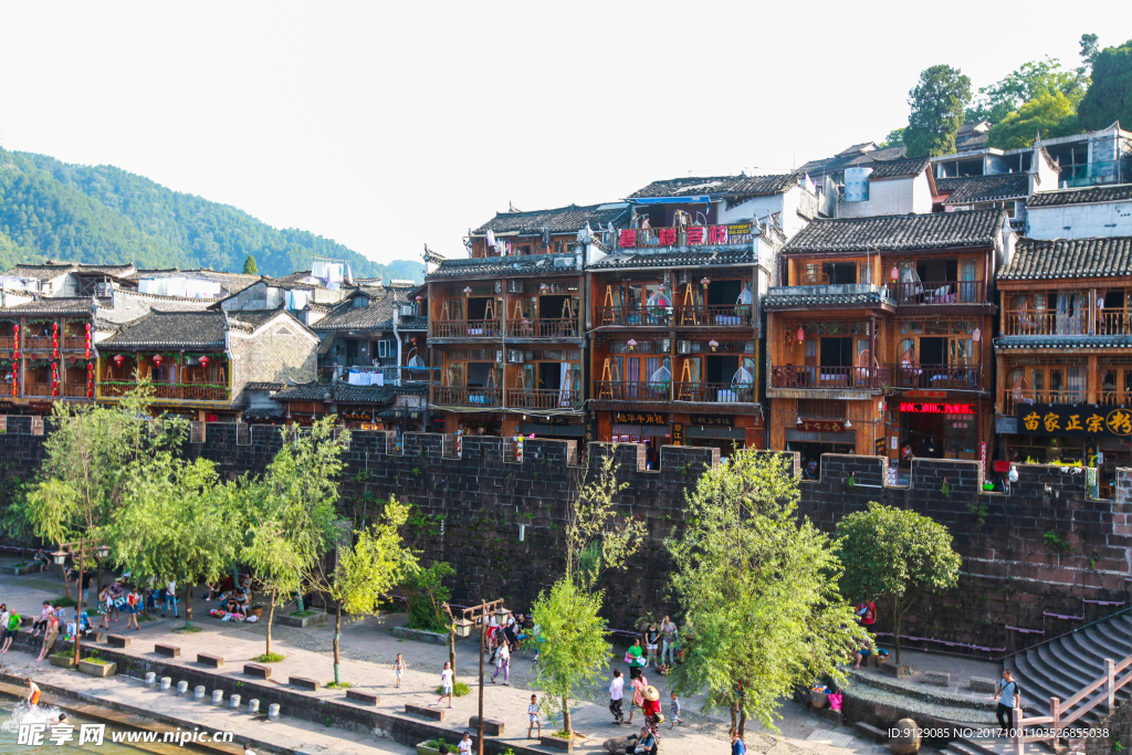 凤凰古城