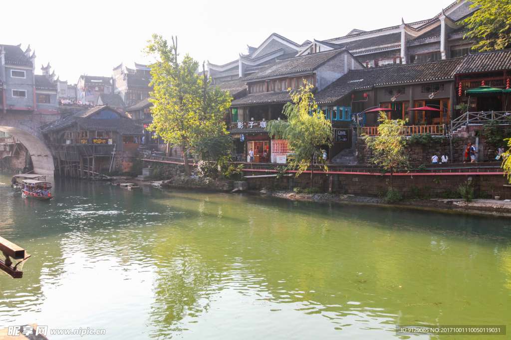 凤凰古城